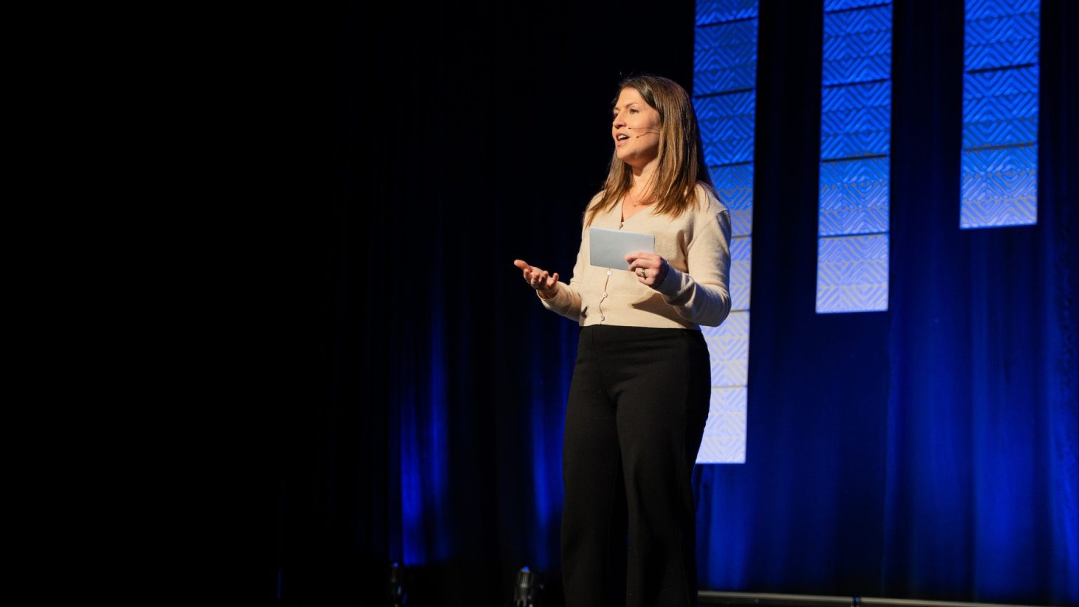 Reimagining Church as a Community of Belonging - The Evangelical ...